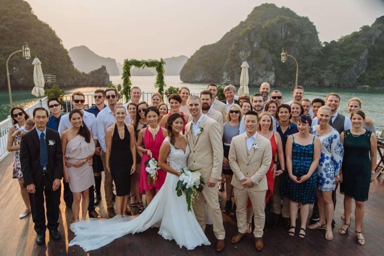 Indochina Sails Ha Long Bay Hotel Exterior photo