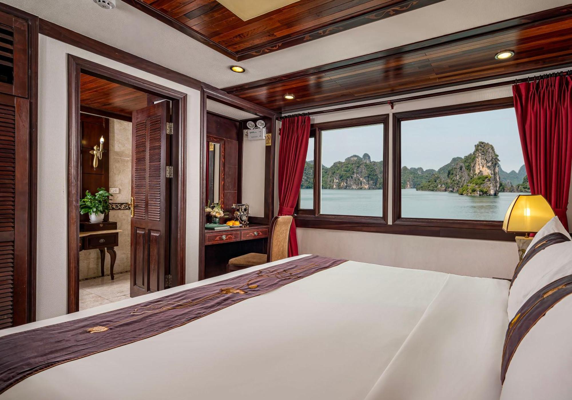 Indochina Sails Ha Long Bay Hotel Exterior photo